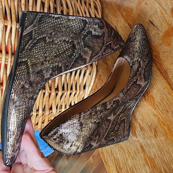 Python Golden Silver Metallic Wedge Heel sz 7 - Picture 5 of 14